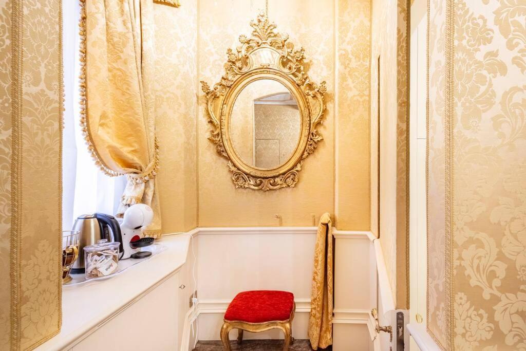 Ground Floor Luxe Historic Studio City Centre Διαμέρισμα Μπολόνια Εξωτερικό φωτογραφία