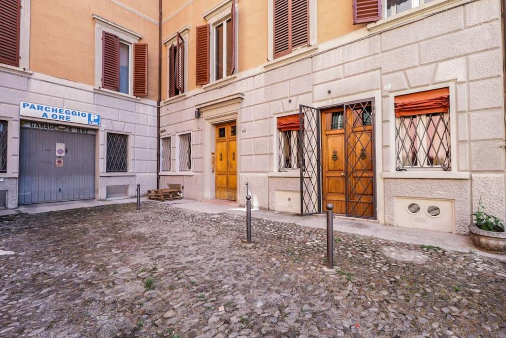 Ground Floor Luxe Historic Studio City Centre Διαμέρισμα Μπολόνια Εξωτερικό φωτογραφία
